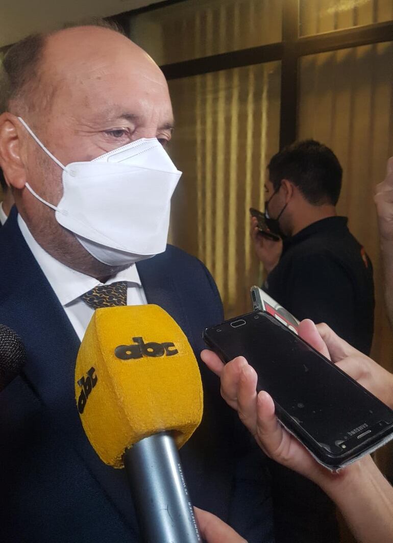 Oscar Salomón (ANR), Presidente del Senado.