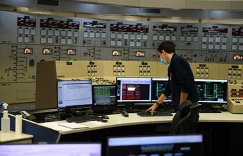 Realizaron en Itaipú la operación denominada Black Start, que simula la desconexión de las unidades que suministran la energía a los sistemas interconectados de Paraguay y Brasil.