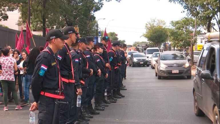 /pf/resources/images/abc-placeholder.png?d=2393