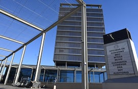 Varias instituciones deben mudarse en las oficinas del Puerto.
