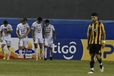 La Academia escala en la tabla.