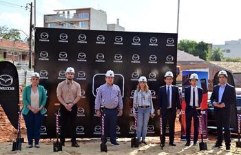 Rosa Rolón, Delio Rolón, Nufro Arias, Malena Arias, Mitsunori Odachi, Yuto Katagiri y Didier Arias.