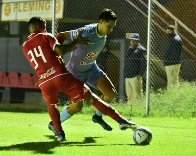 Resistencia derrotó a General en cancha de River