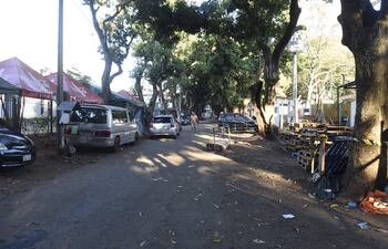 Zona del Ineram en donde se removió la carpa solidaria.