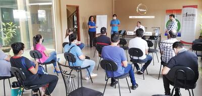 Desde diciembre, el equipo del Fondec desarrolló jornadas de capacitación en los diferentes departamentos para esta convocatoria.