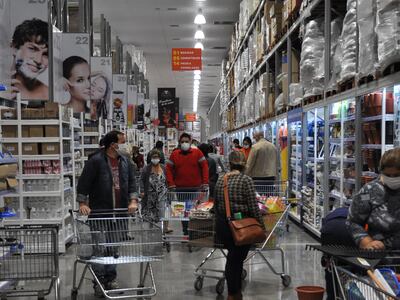 En la tienda, se ofrece a partir de una unidad productos a costo diferencial, en comparación a los locales tradicionales.