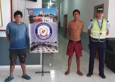 Dos personas fueron aprehendidas en flagrancia tras intentar robar cables en la Costanera de Asunción.