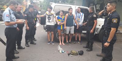 Alex Ramón Fleitas Páez, Oscar Mauricio Insfrán Galeano, Ezequiel Julián Ibáñez Miranda y Darwin Daniel Dávalos Franco, detenidos por la Policía.