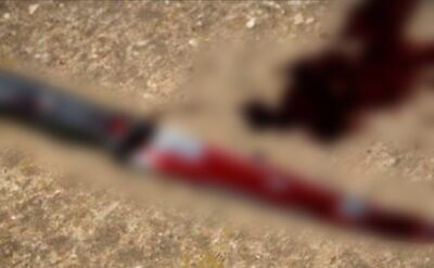 El presunto arma homicida fue encontrado en la escena del crímen y es uno de los principales indicios para relacionar al asesino.