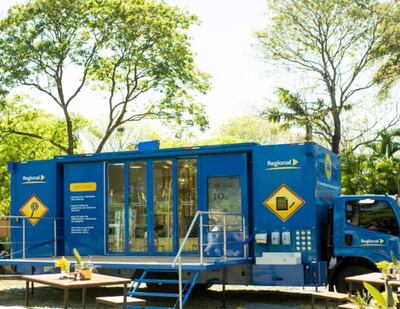 Regional tiene el primer Centro Móvil de Atención Bancaria del país, donde los trámites llegan hasta el cliente.