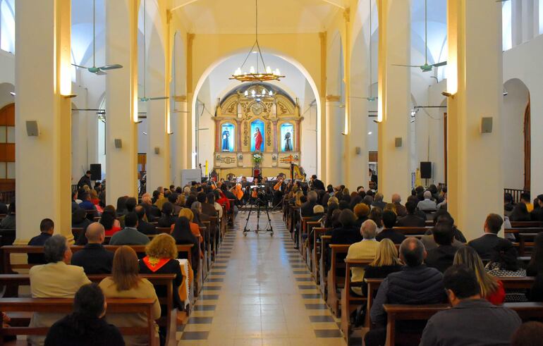 El público guaireño quedó maravillado con la presentación de la música clasica.