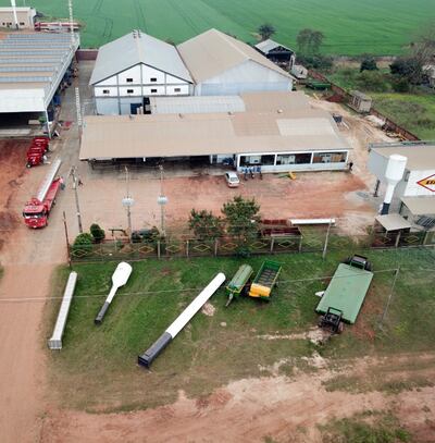 La empresa Kehler S.A. fabrica implementos agroganaderos y engranajes industriales a medida.