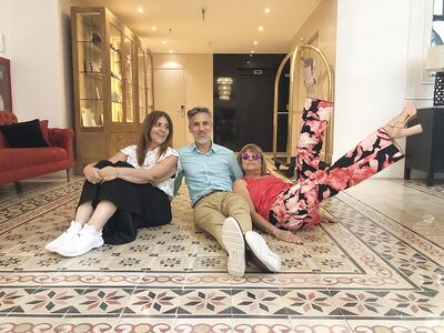 Tana Schémbori, Guillermo Hermida y Lourdes García, luego de la conferencia de prensa.