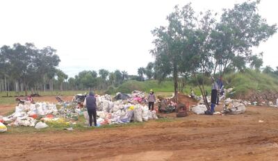 El vertedero municipal clausurado por el Mades, que aplicó una multa a la municipalidad.