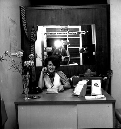 Flamante departamento de servicio al turista de ABC Color en 1969.