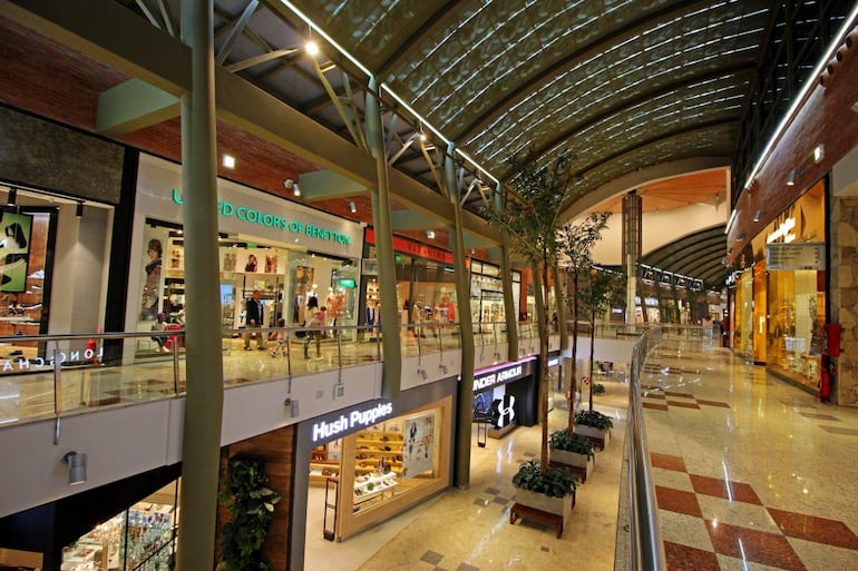 Distintos locales se adhieren a la promoción de los Cheques del Sol.