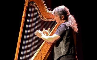 Ismael Ledesma deleitará desde Francia para todo el mundo con sus composiciones propias y arreglos originales.