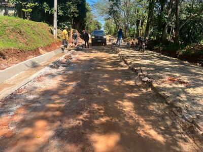 Los pobladores de “Arroyo Porã" están disconformes por la forma en la que están trabajando en la zona.