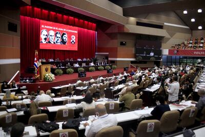 Imagen del Congreso del Partido Comunista de Cuba, que rige la dictadura más antigua del continente.