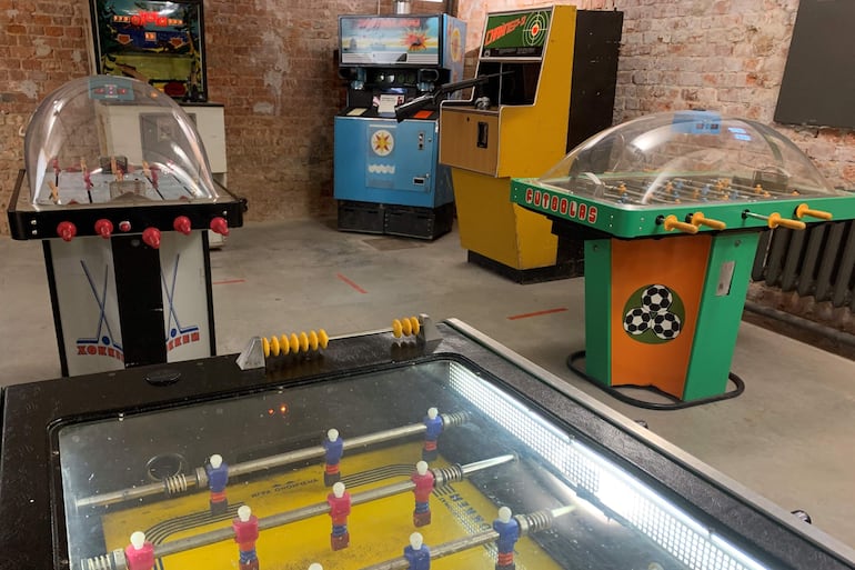 Treinta años después de la desaparición de la URSS, un museo de máquinas recreativas de Moscú ofrece un viaje al pasado a miles de soviéticos de ayer y rusos de hoy.