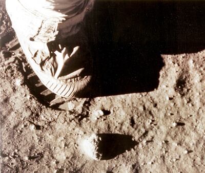 El comandante del Apolo 11, Neil Armstrong, capturó la imagen de su pisada en la superficie lunar.