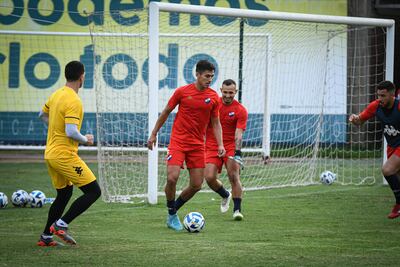Entrenamiento de Nacional en Perú