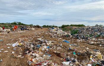 La denuncia fue realizada por las personas que trabajan en el vertedero.