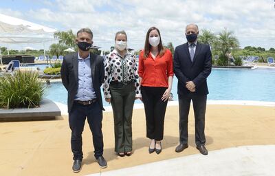 Pablo Damato, Graciela Acuña, Alicia Barrios y Gustavo Riego, en el Resort Yacht y Golf Club Pyo.