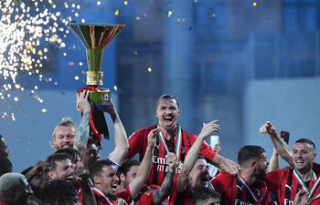 El fondo estadounidense Redbird finalizó la adquisición del AC Milan.