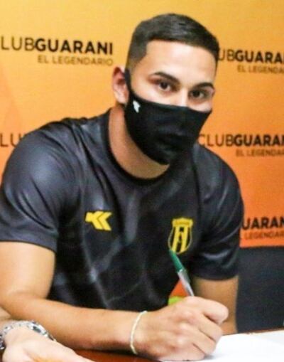 Gustavo Manuel Navarro (24).