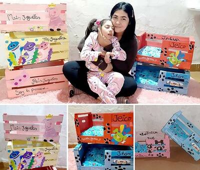 Camitas hechas a base de cajas de fruta recicladas