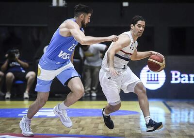 El base Luis Ljubetic en el partido de la primera ventana, contra Argentina.
