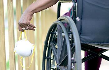 Durante la pandemia se ha visto que las personas con discapacidad han tenido dificultades para conseguir empleo porque además también tienen barreras para acceder a los productos y servicios más básicos.