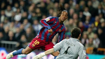 Ronaldinho e Iker Casillas están en el duelo amistoso.