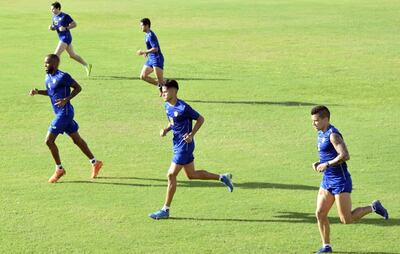 Luis Caballero, Blas Díaz, Paulo Lima, Blas Armoa y Aldo Quiñónez, en la actividad de ayer. (CSL)