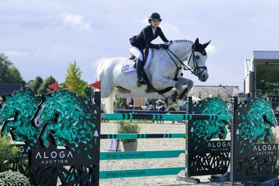 Agostina Llano Zuccolillo (10/12/2001) fue la mejor en la prueba de salto 4 estrellas de 1,40 m de altura, en Sentower Park, Bélgica.