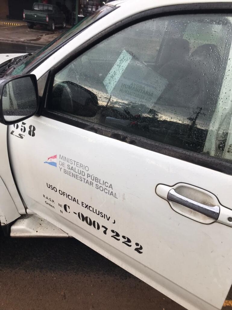 El móvil de Salud corresponde a la Dirección de Terapia Intensiva y no está asegurado.