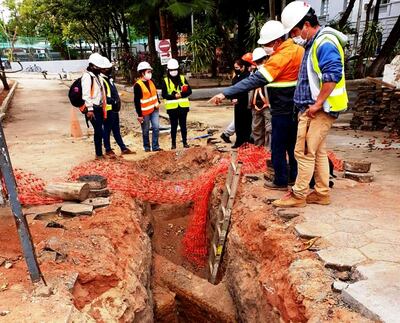 Semanas atrás se dio un notable hallazgo en la propiedad de la Armada en el Puerto de Asunción. De acuerdo a los primeros indicios, serían dos buques a vapor de la era de Carlos Antonio López.
