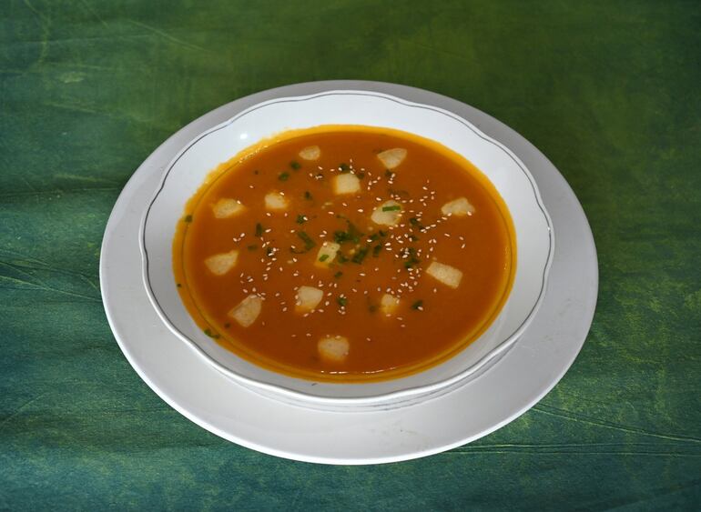 Sopa crema de zapallos.