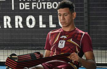 Luis Mario Martínez González (18 años) totaliza 14 partidos con Tacuary en el Clausura 2022.