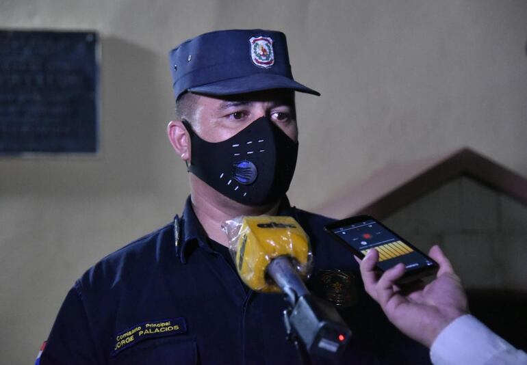 Comisario principal Jorge Palacios, jefe comisaría 57a Cañadita Ñemby.