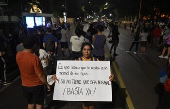 La movilización surgió como respuesta a los tristes comentarios del presidente Mario Abdo Benítez que minimizó el atentado y agregó que hechos similares van a volver a ocurrir.