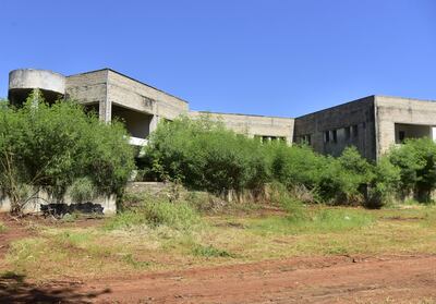 La megaestructura que debe ser la nueva sede del INAN, fue está abandonada hace años, rapiñada frecuentemente y además, es guarida de drogadictos.