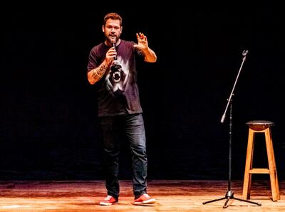 Patrick Altamirano es uno de los que forma parte del espectáculo “La gran estafa”.