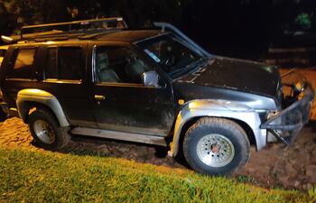 Luque: Recuperan camioneta robada al cantinero de la Escuela Villa de las Madres.