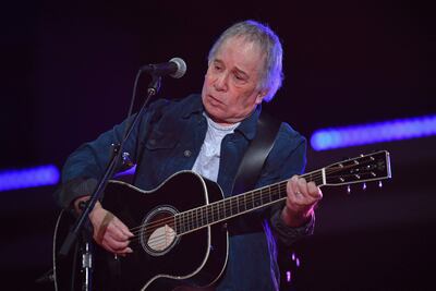 Paul Simon actúa en el festival 2021 Global Citizen en el Central Park en Nueva York.