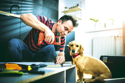 Papá todoterreno en casa