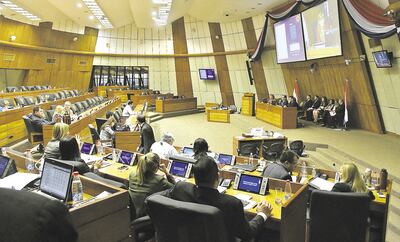 Todos hablan de más educación, más salud, pero nadie dice de dónde y cómo dispondrán los recursos.