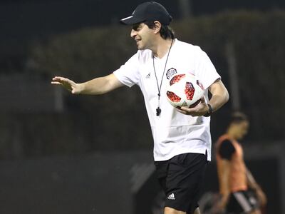 Daniel Garnero durante el entrenamiento de Olimpia en la previa al partido contra River Plate.