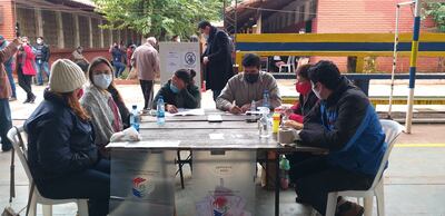 Local de votación escuela General José Elizardo Aquino. Según los denunciantes en este lugar la urna de votación estaba a la vista de los miembros de mesa.